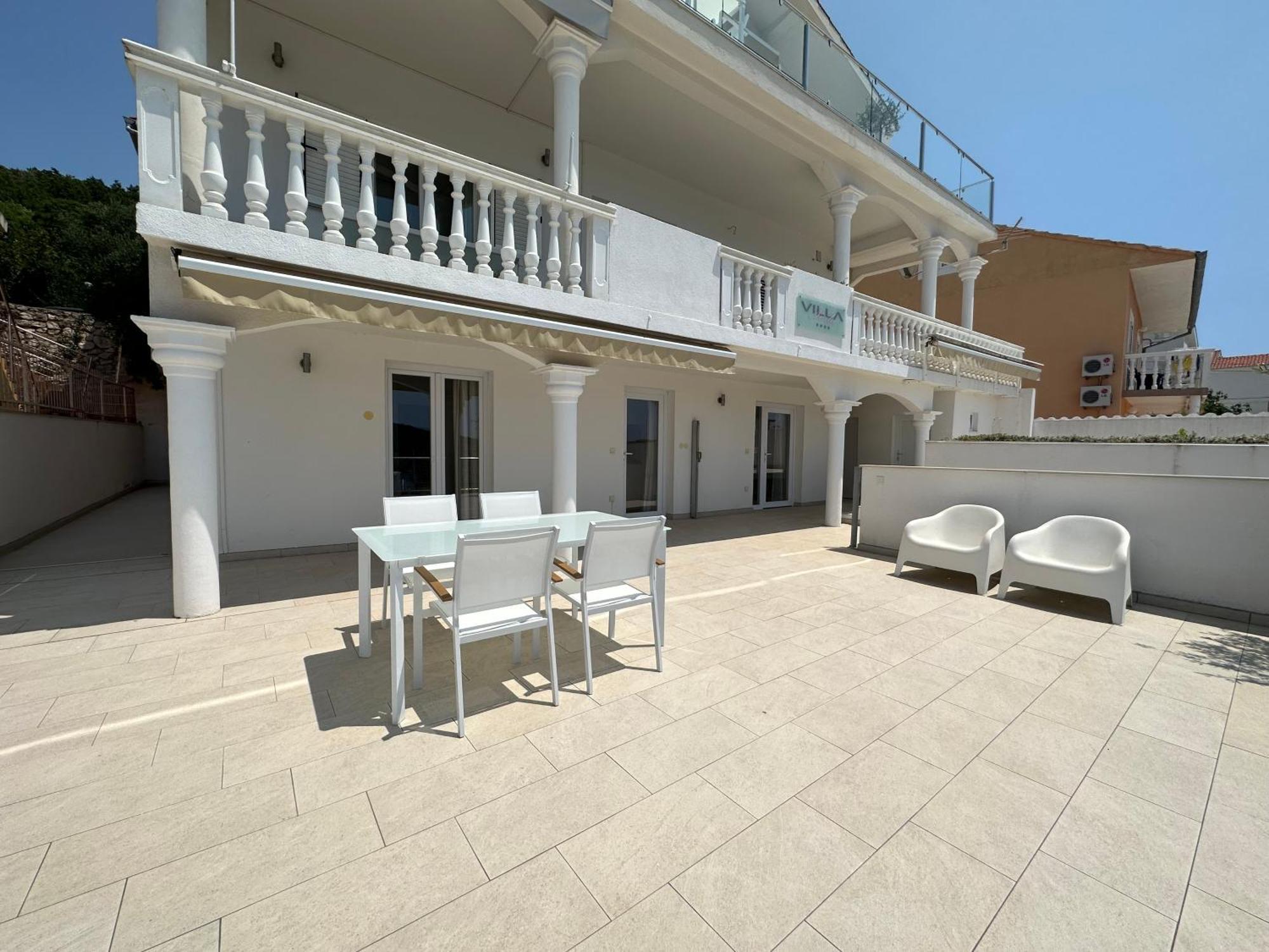 Villa Perla Тисно Экстерьер фото